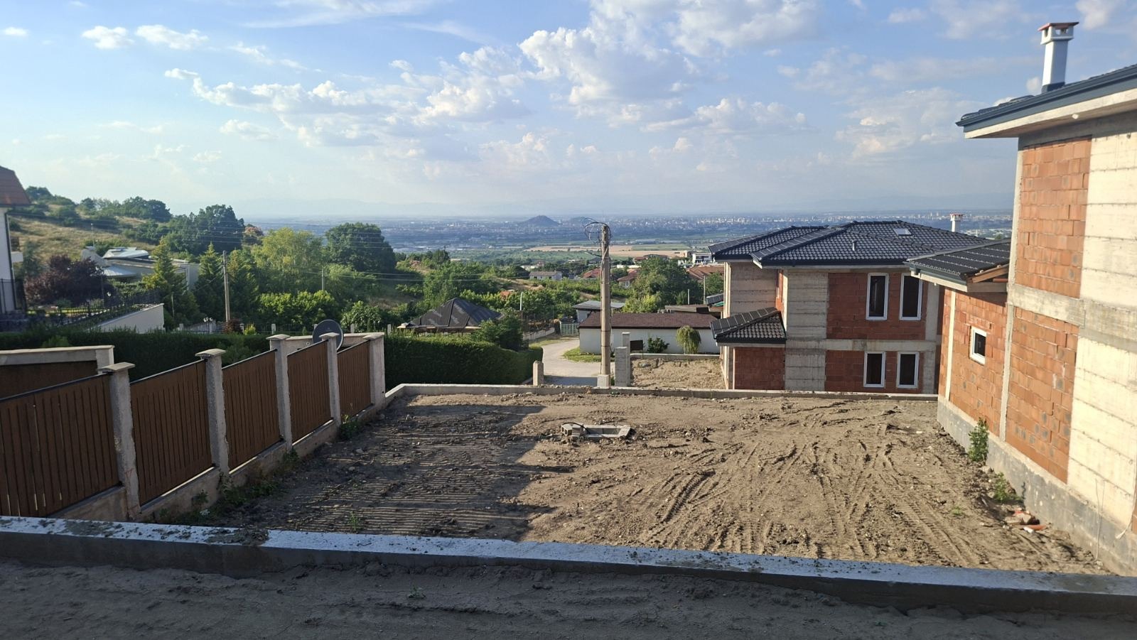 Продава КЪЩА, с. Белащица, област Пловдив, снимка 2 - Къщи - 53794547