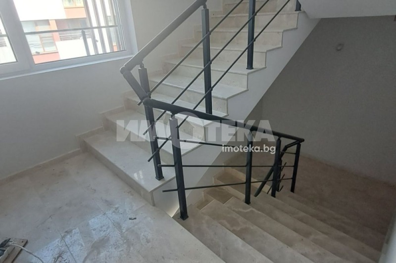 Na prodej  1 ložnice Sofia , Ljulin - centar , 83 m2 | 21123712 - obraz [13]