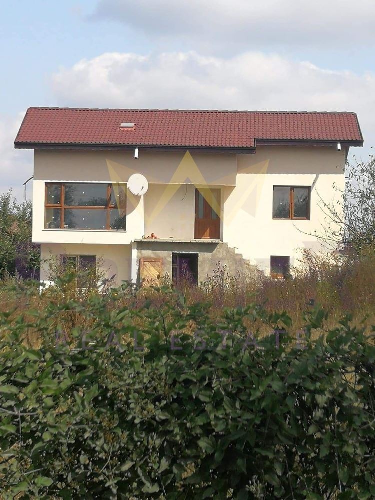 Продава  Къща, област Варна, с. Зорница •  145 000 EUR • ID 25935197 — holmes.bg - [1] 