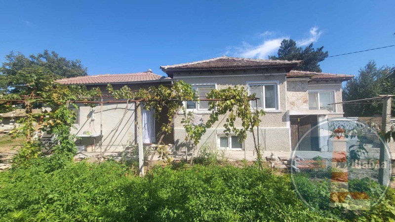 À vendre  Maison région de Dobritch , Chabla , 100 m² | 71757567