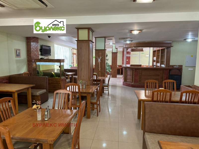 Продава ЗАВЕДЕНИЕ, гр. Варна, Възраждане 1