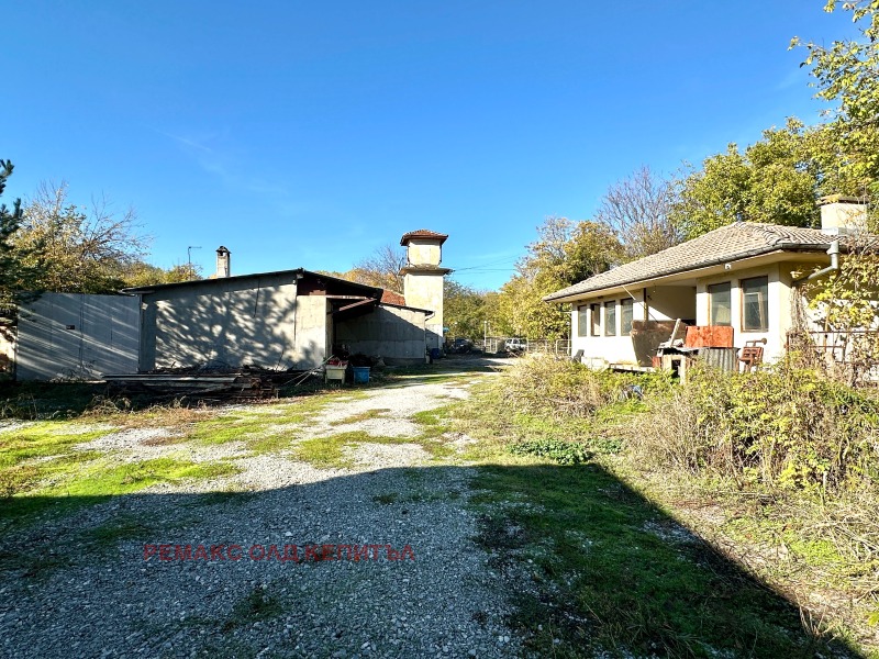 Продава ПРОМ. ПОМЕЩЕНИЕ, с. Самоводене, област Велико Търново, снимка 4 - Производствени сгради - 52328826