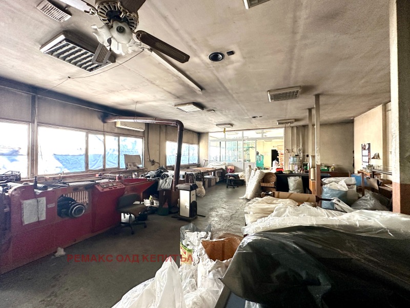 Продава ПРОМ. ПОМЕЩЕНИЕ, с. Самоводене, област Велико Търново, снимка 12 - Производствени сгради - 52328826