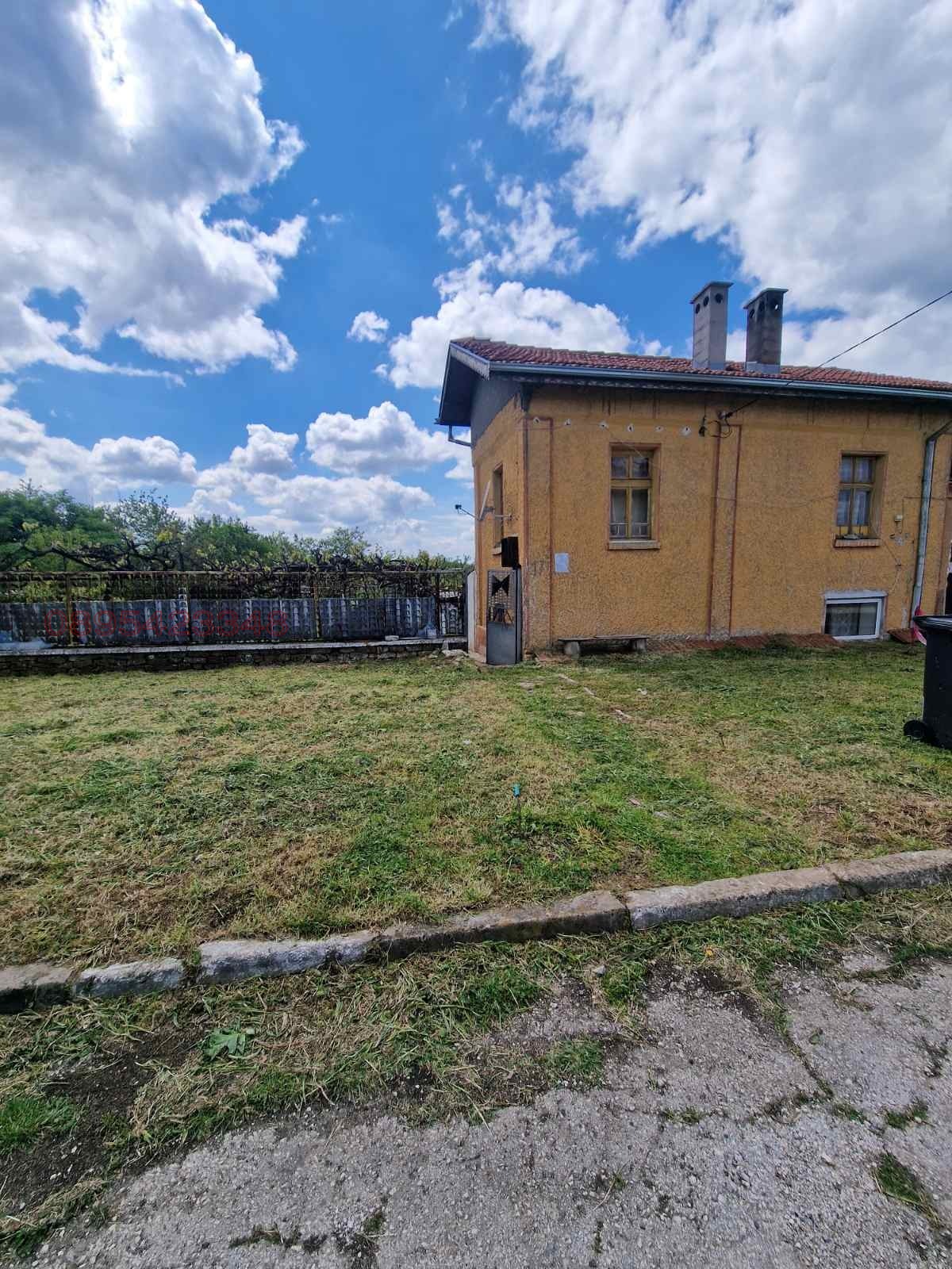 Продава КЪЩА, с. Тодорово, област Плевен