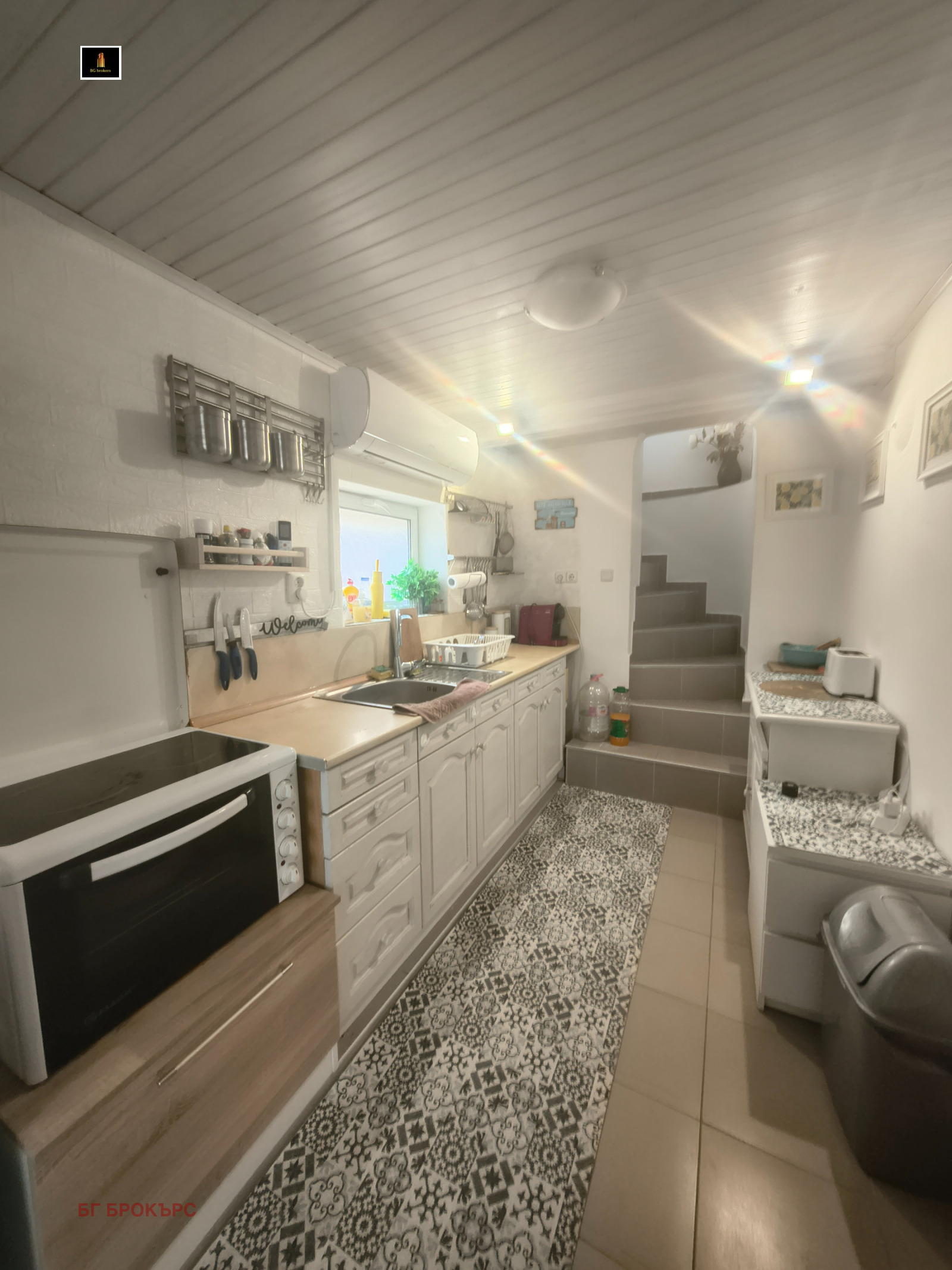 Продава КЪЩА, гр. Балчик, област Добрич, снимка 6 - Къщи - 55648775