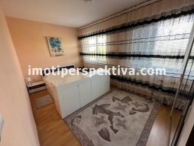 3-стаен град Пловдив, Тракия 7