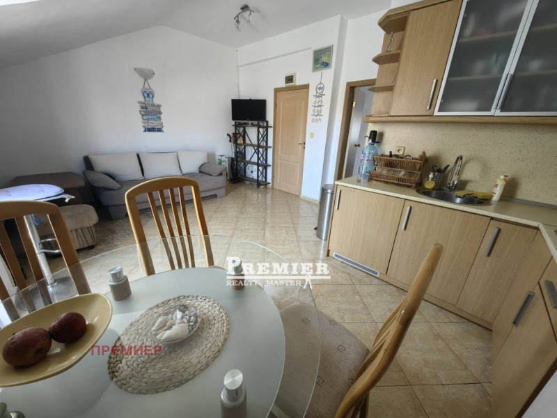 En venta  1 dormitorio región Burgas , k.k. Slanchev bryag , 55 metros cuadrados | 86999607 - imagen [2]