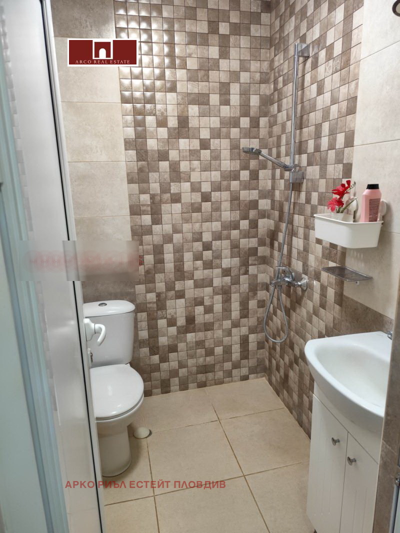 Продава 2-СТАЕН, гр. Пловдив, Център, снимка 2 - Апартаменти - 52606391