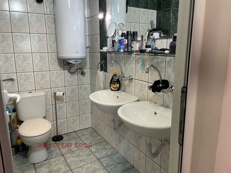 Продава  3-стаен град София , Лозенец , 100 кв.м | 53134720 - изображение [17]