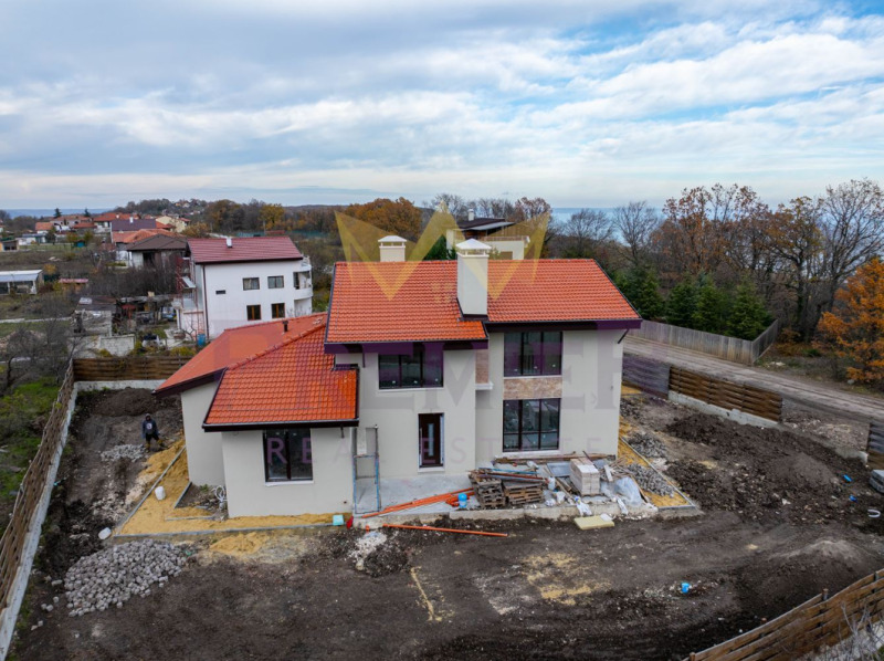 Na prodej  Dům Varna , k.k. Zlatni pjasaci , 250 m2 | 94155470 - obraz [2]