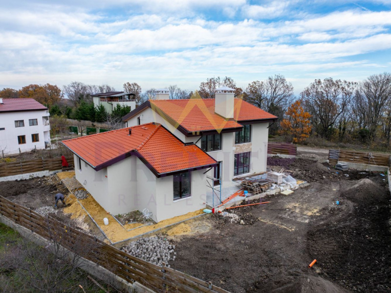 Na prodej  Dům Varna , k.k. Zlatni pjasaci , 250 m2 | 94155470 - obraz [3]