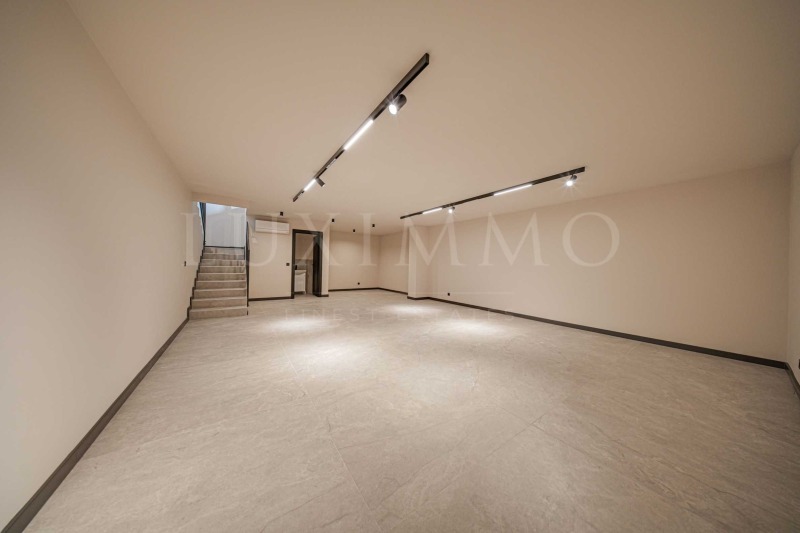 Продава МАГАЗИН, град София, Малинова долина • 382975 € / 749033.99 лв. • 11617897 1