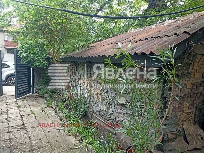 Продава ГАРАЖ, ПАРКОМЯСТО, гр. София, Център, снимка 3 - Гаражи и паркоместа - 56204182