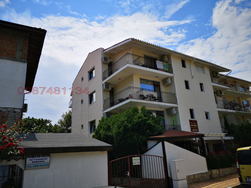 Продава  Хотел, област Бургас, гр. Ахтопол •  430 000 EUR • ID 51028034 — holmes.bg - [1] 