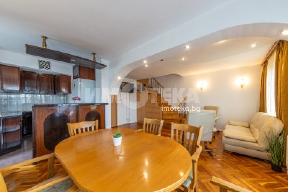 Продава МНОГОСТАЕН, гр. Варна, Колхозен пазар, снимка 4 - Апартаменти - 53677208