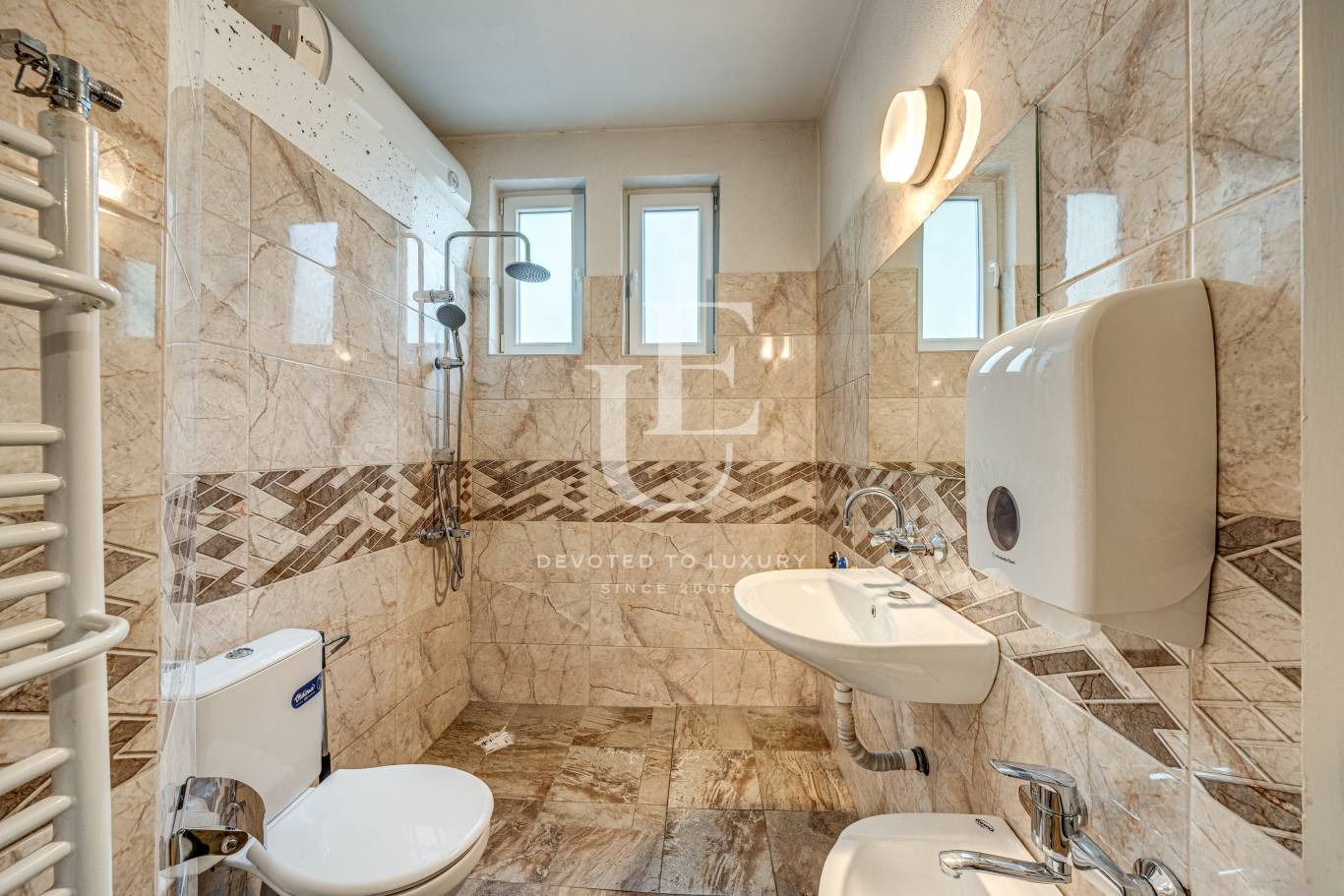 Продава КЪЩА, гр. София, Център, снимка 6 - Къщи - 54226361