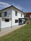 Продава КЪЩА, област Велико Търново, с. Вишовград • 110000 € • 94514662 — Holmes.bg