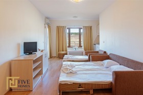 1 sovrum Sozopol, region Burgas 11