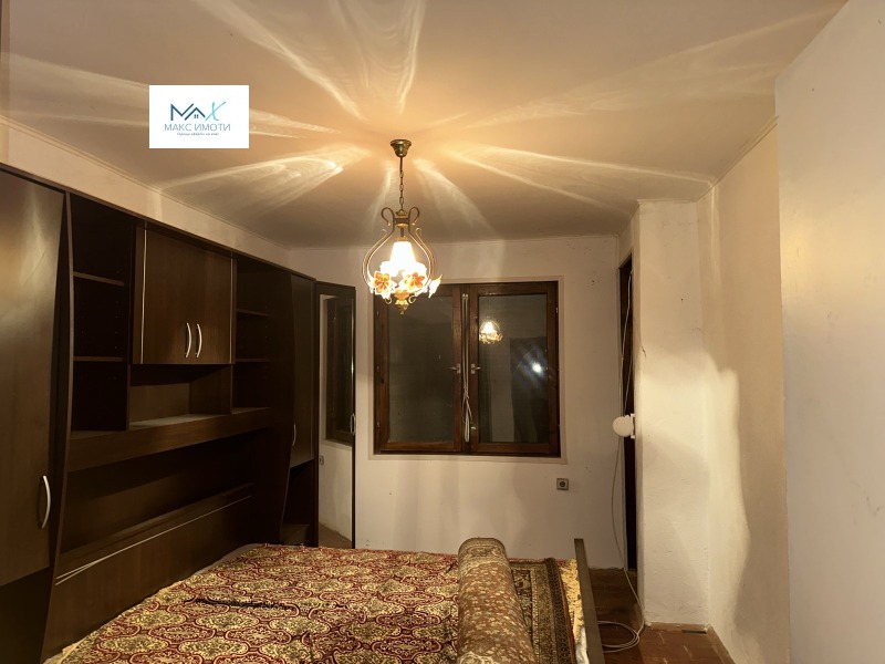 Продава КЪЩА, с. Малко Кадиево, област Стара Загора, снимка 3 - Къщи - 53356237