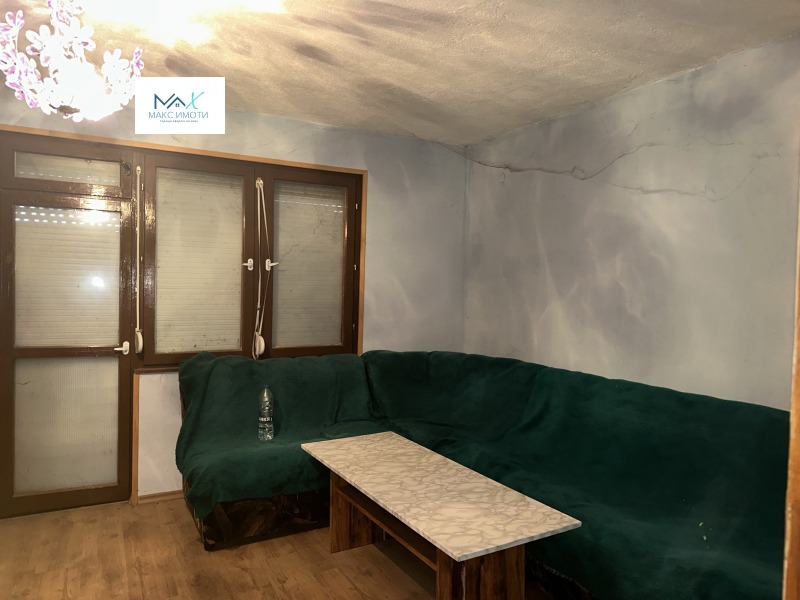 Продава КЪЩА, с. Малко Кадиево, област Стара Загора, снимка 5 - Къщи - 53356237