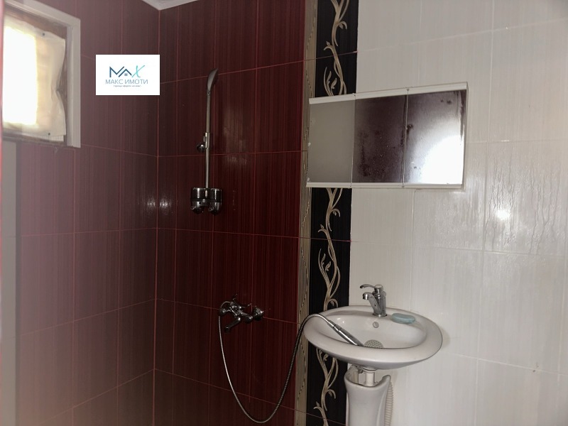 Продава КЪЩА, с. Малко Кадиево, област Стара Загора, снимка 4 - Къщи - 53356237