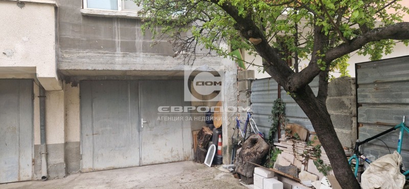 En venta  Cochera Stara Zagora , Ayazmoto , 25 metros cuadrados | 81379969 - imagen [3]