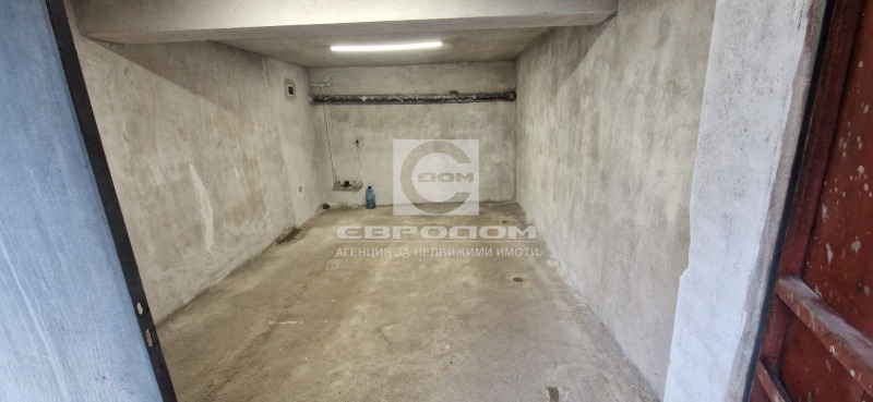 En venta  Cochera Stara Zagora , Ayazmoto , 25 metros cuadrados | 81379969