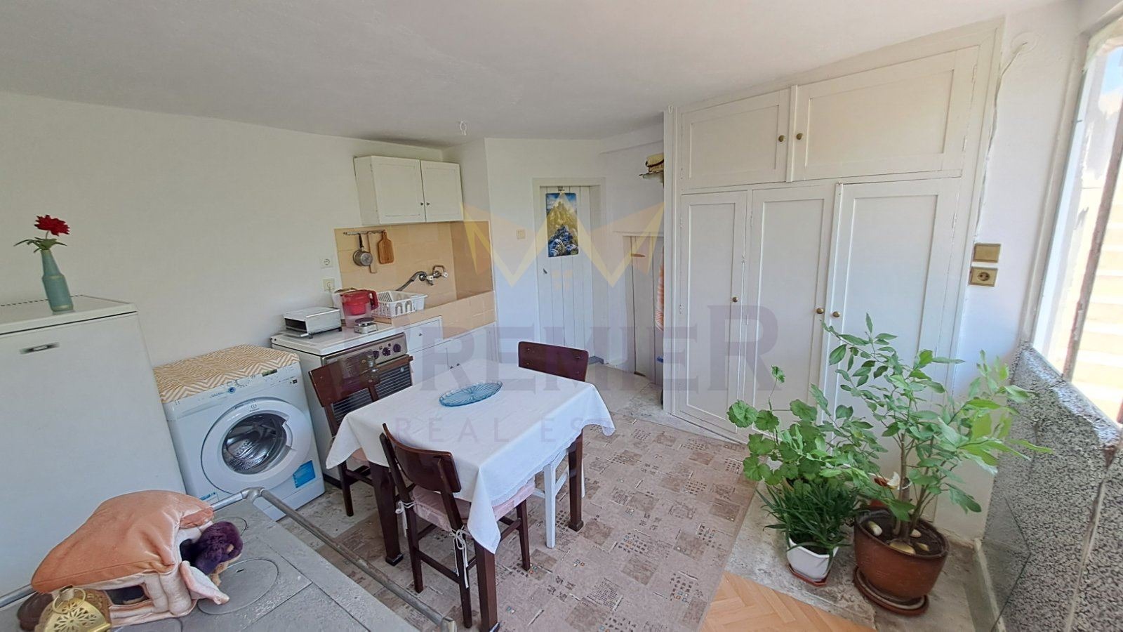 Продава КЪЩА, с. Дъбравино, област Варна, снимка 4 - Къщи - 52208717