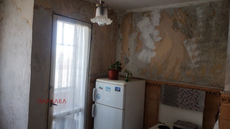 Продава 3-СТАЕН в град Добрич, Христо Ботев - 85 кв.м / 66 500 € » 130 062.70 лв., ПАРАЛЕЛ