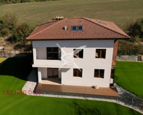 Maison Staro selo, région Pernik 2