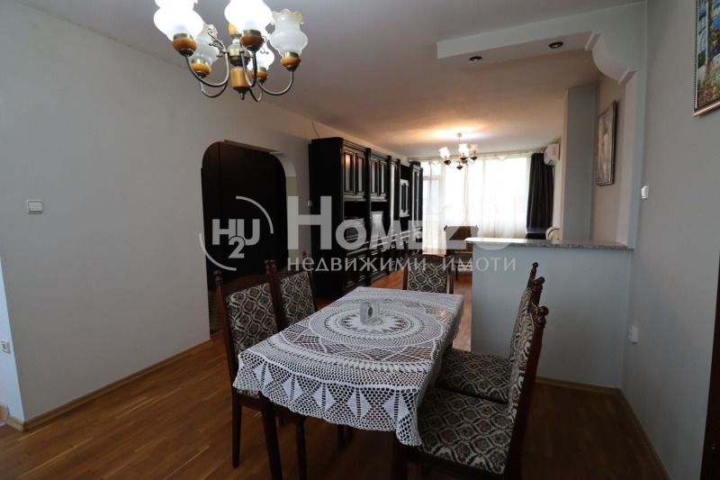 Продава 3-СТАЕН, гр. София, Лагера, снимка 2 - Aпартаменти - 49095569