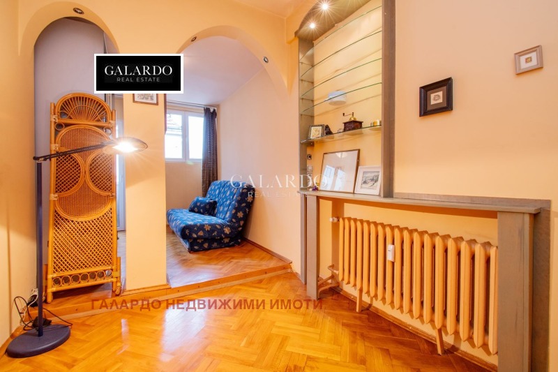 Продава 3-СТАЕН, гр. София, Център, снимка 7 - Апартаменти - 53156474