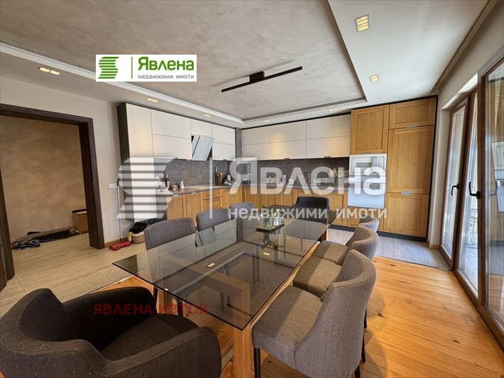 Продава МНОГОСТАЕН, гр. София, Кръстова вада