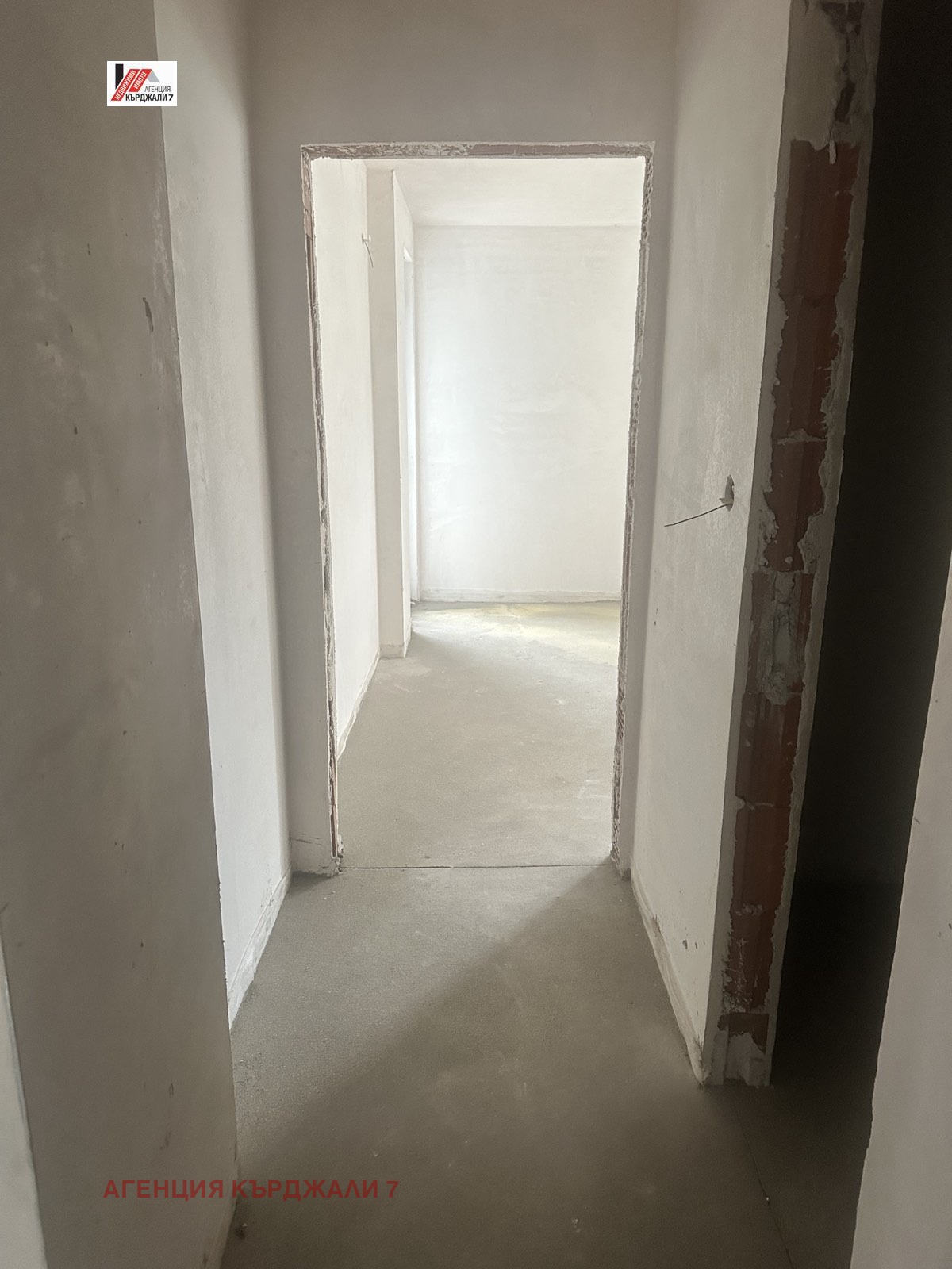 Продава 3-СТАЕН, гр. Кърджали, Център, снимка 3 - Апартаменти - 54036386