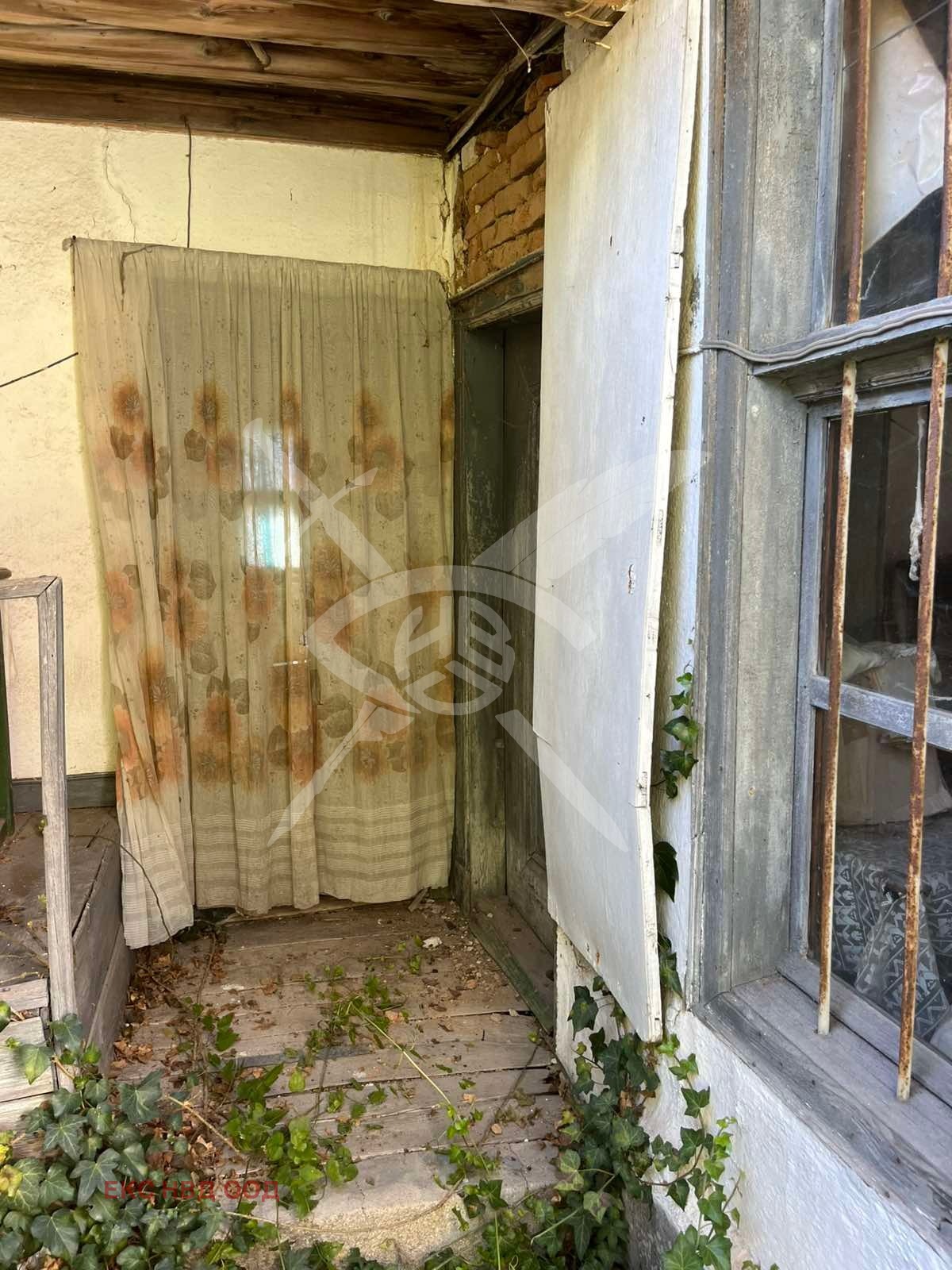 Продава КЪЩА, с. Свежен, област Пловдив, снимка 2 - Къщи - 53920269