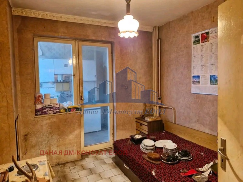 Продава  2-стаен град Шумен , Боян Българанов 1 , 72 кв.м | 85290592