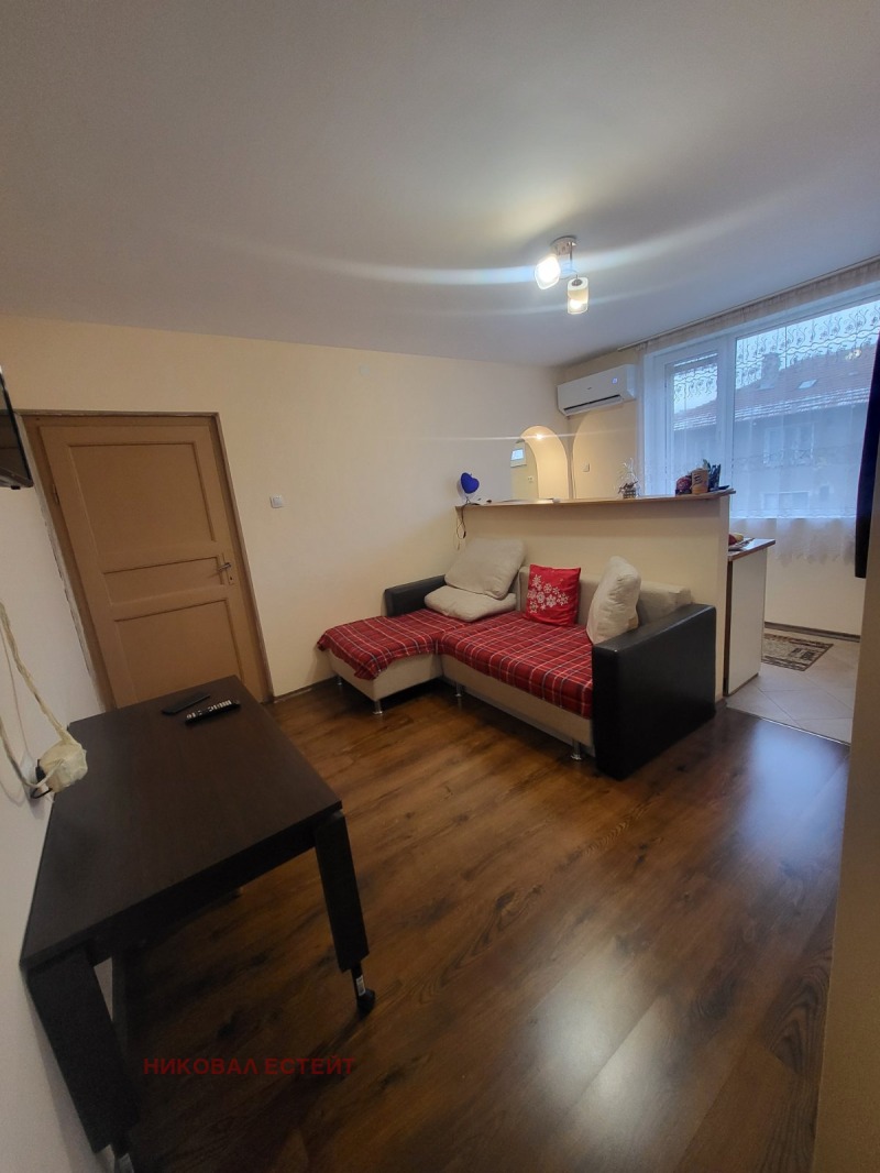 Продава 2-СТАЕН, гр. София, Толстой, снимка 6 - Апартаменти - 53088008