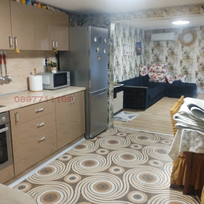 Продава КЪЩА, гр. Девня, област Варна, снимка 4 - Къщи - 52851386