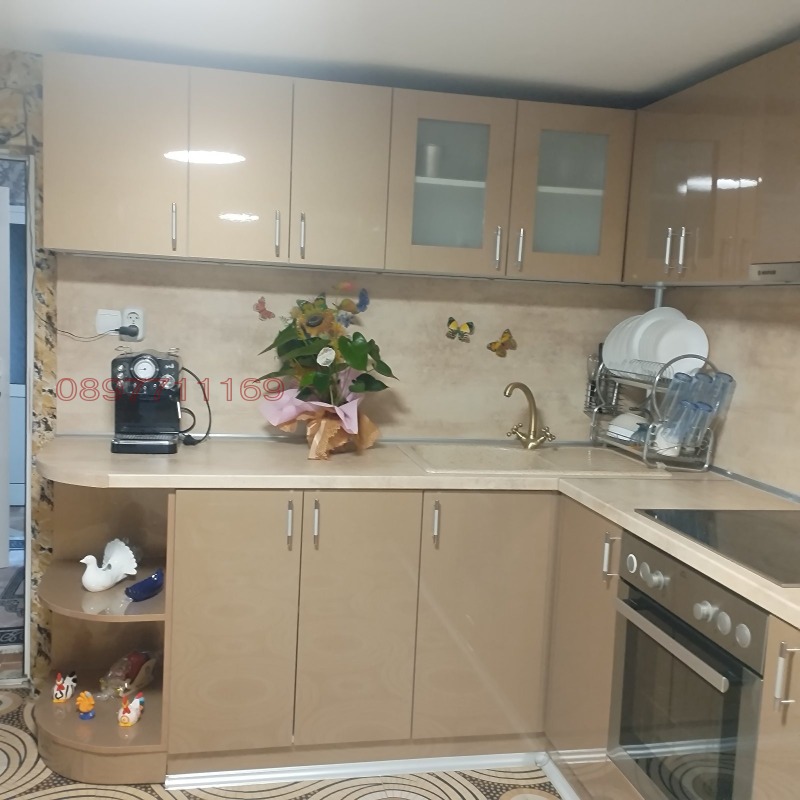 Продава КЪЩА, гр. Девня, област Варна, снимка 3 - Къщи - 52851386