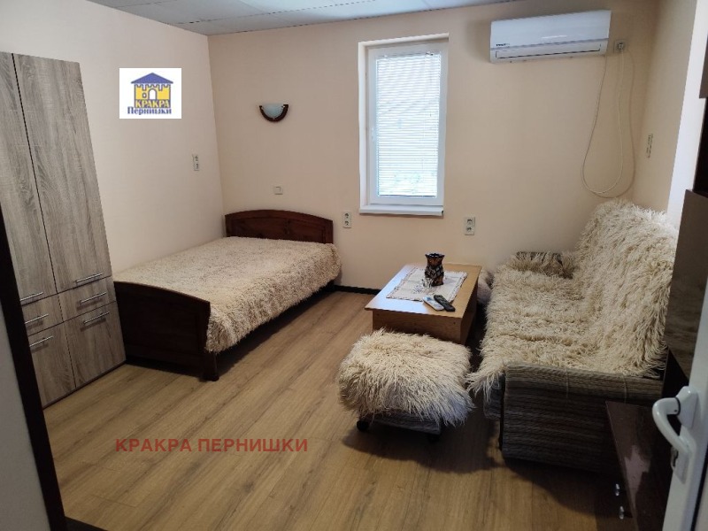 Продава КЪЩА, гр. Перник, Център, снимка 9 - Къщи - 53019142