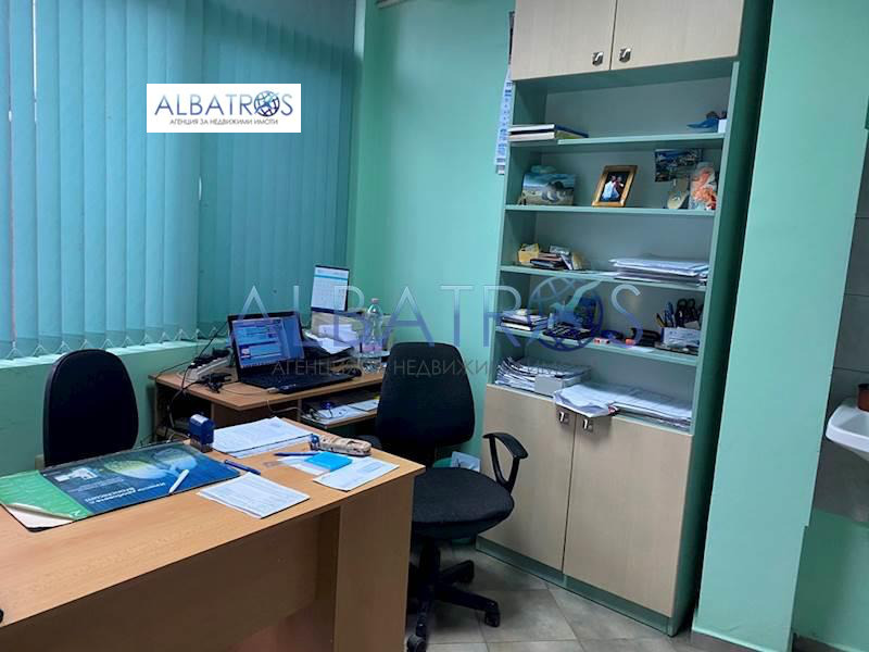 Продава МАГАЗИН, гр. Варна, Левски 2, снимка 2 - Магазини - 53097734