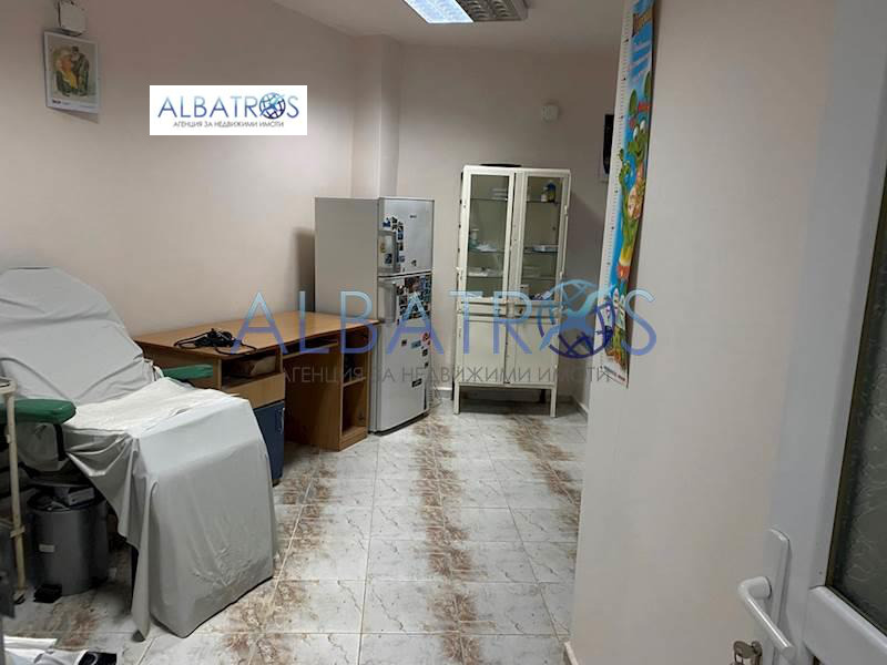 Продава МАГАЗИН, гр. Варна, Левски 2, снимка 4 - Магазини - 53097734