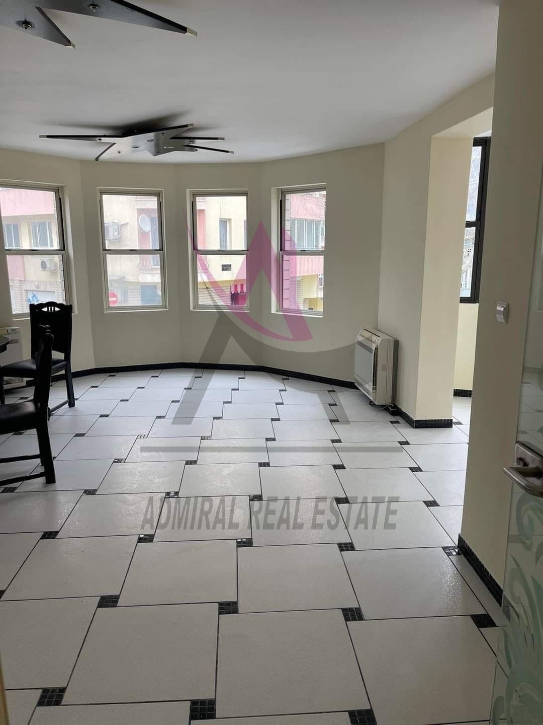 Продава МНОГОСТАЕН, гр. Варна, Спортна зала, снимка 2 - Апартаменти - 52129486