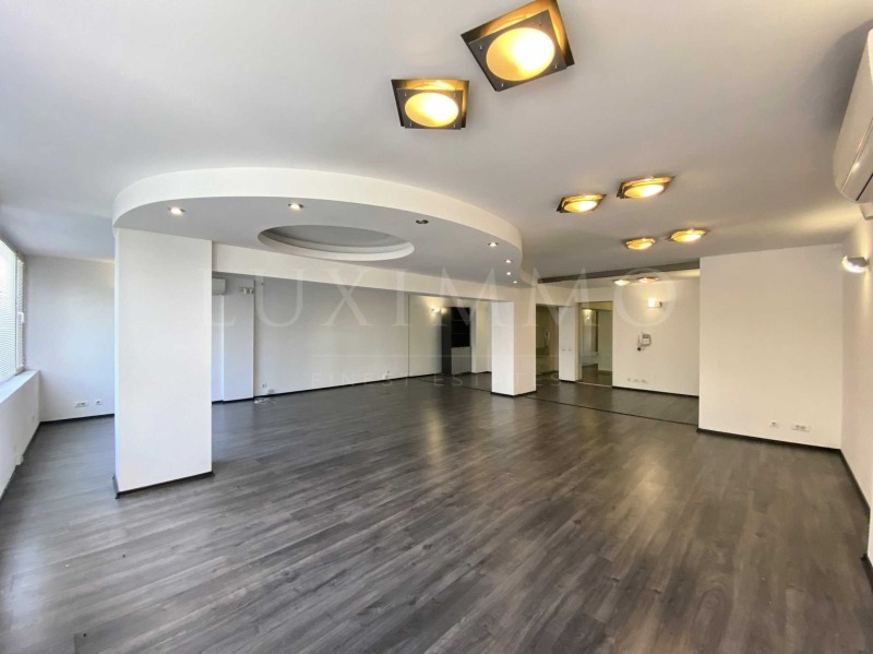 Продава ОФИС в град София, Оборище - 251 кв.м / 600 000 € » 1 173 498.00 лв., ЛУКСИММО