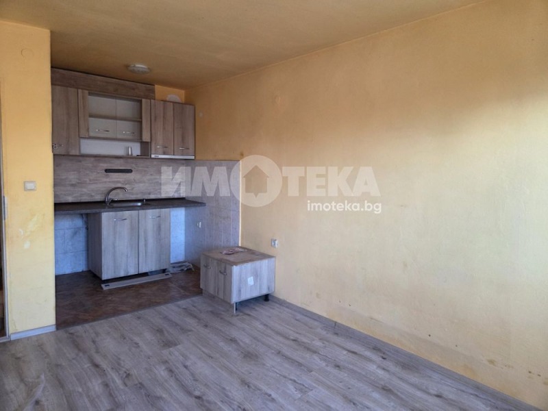 Продава 2-СТАЕН, гр. Варна, Колхозен пазар, снимка 3 - Апартаменти - 53074844