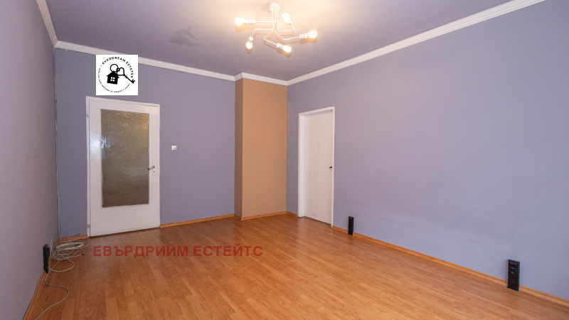 Продава  3-стаен град София , Младост 4 , 94 кв.м | 83076693 - изображение [2]