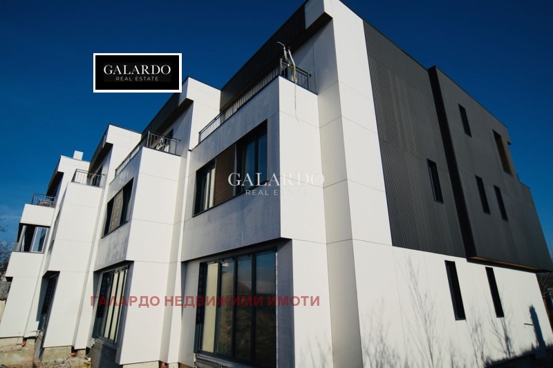 Продава КЪЩА, гр. София, с. Лозен