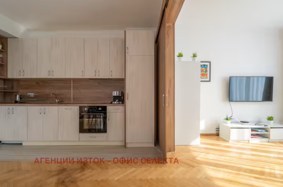 Продава 2-СТАЕН, гр. София, Център, снимка 4 - Апартаменти - 56289734