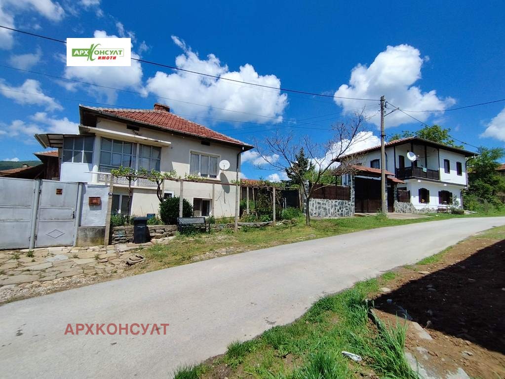 Продава КЪЩА, с. Борима, област Ловеч, снимка 2 - Къщи - 55085509