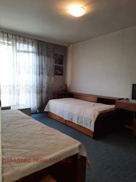 2 slaapkamers Gotse Deltsjev, Sofia 4